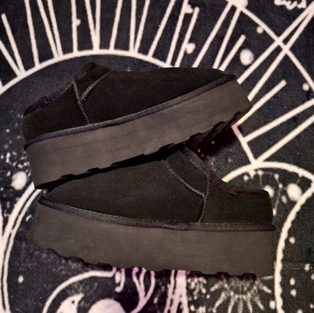 Cushionaire Platform Fizzy Mules